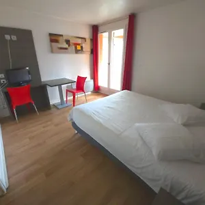 Geneva 3*, Gaillard France